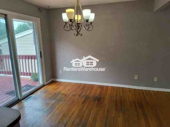 5112 Millpond Pl - Photo 5 of 29