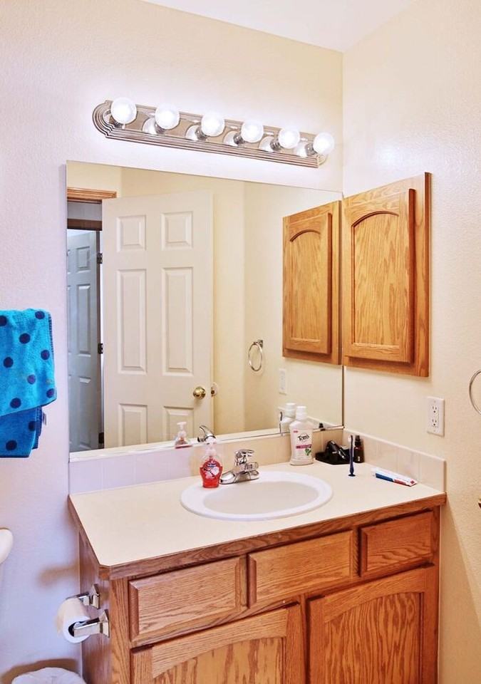 1318 Finch St - Photo 4 of 16