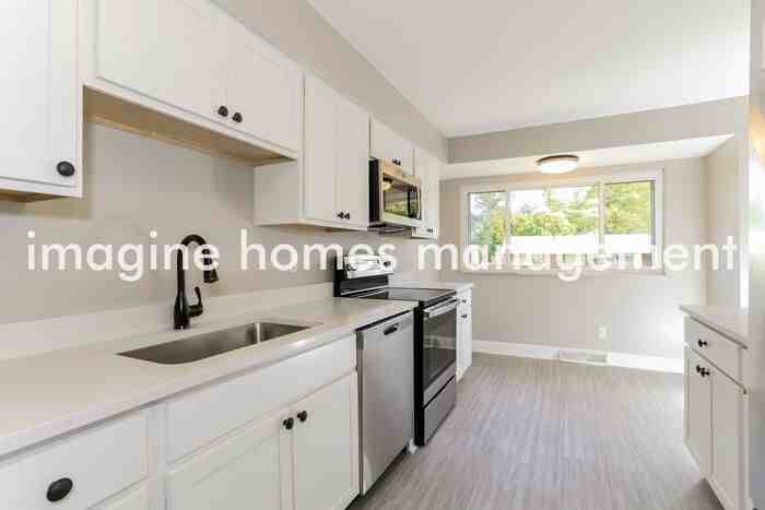 10922 Willfleet Dr - Photo 7 of 18