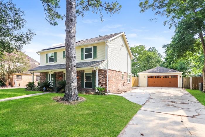 18011 Tall Cypress Dr - Photo 2 of 15