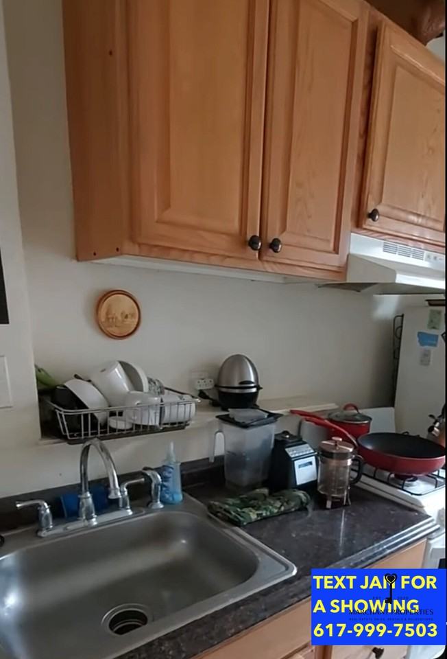 364 Riverway #26 - Photo 2 of 17