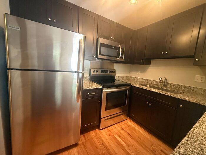 517 Veritas St #16 - Photo 6 of 15