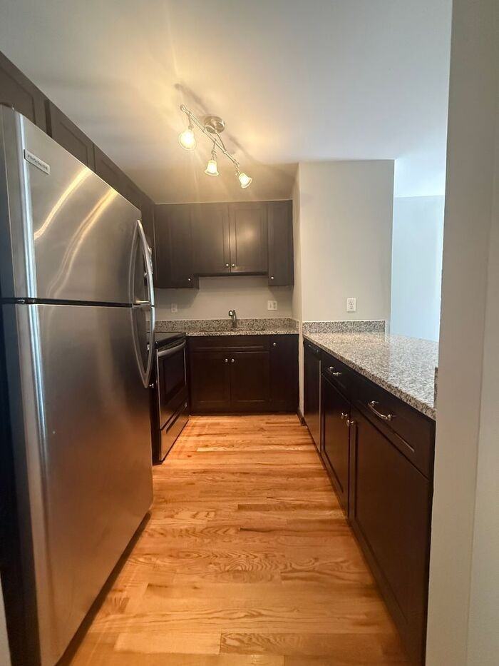 517 Veritas St #16 - Photo 7 of 15