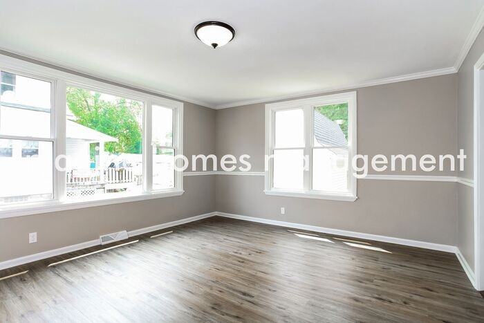 6425 Sherman Ave - Photo 7 of 18