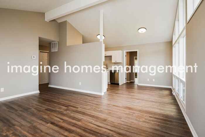 496 Abbyshire Dr - Photo 6 of 15