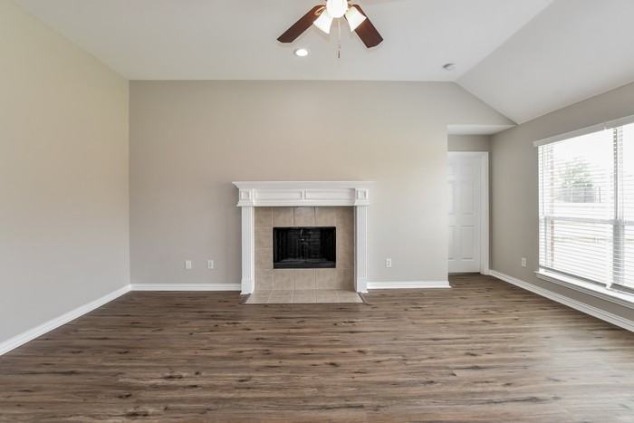 610 Fox Gln - Photo 3 of 16