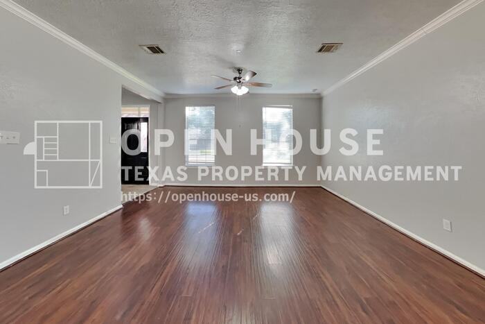 7619 Almond Springs Dr - Photo 5 of 24