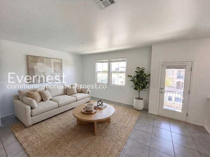 639 Sedum Ave - Photo 2 of 33