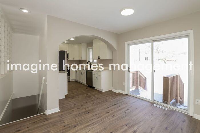 5104 Ne 57th Ter - Photo 6 of 16