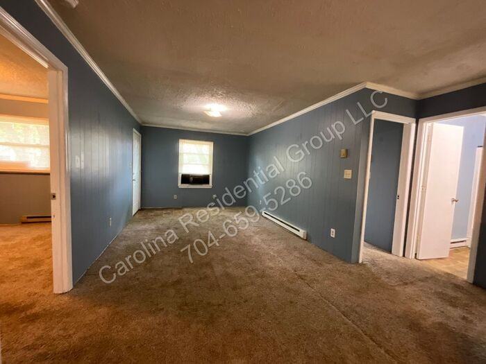 1380 Fairley Ave #B - Photo 6 of 14