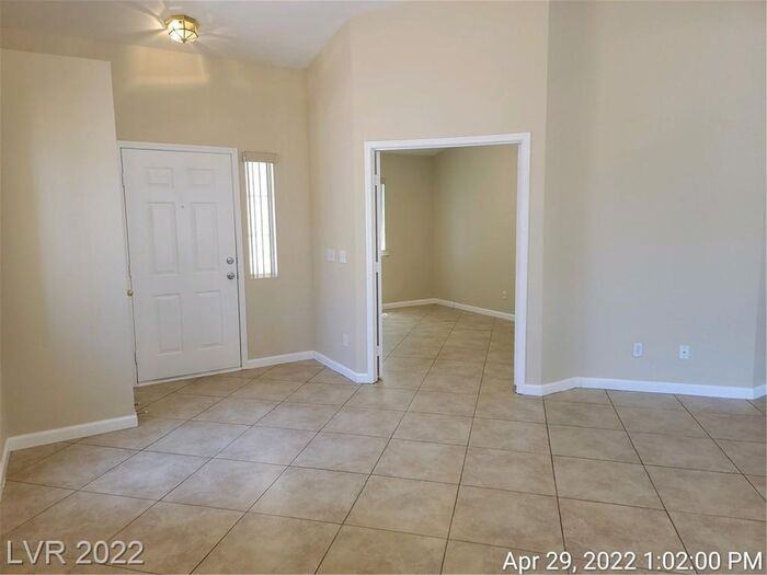 824 Harp Way - Photo 5 of 29