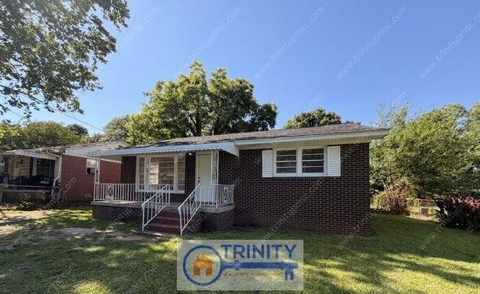23 Crestmore Dr - Photo 2 of 15