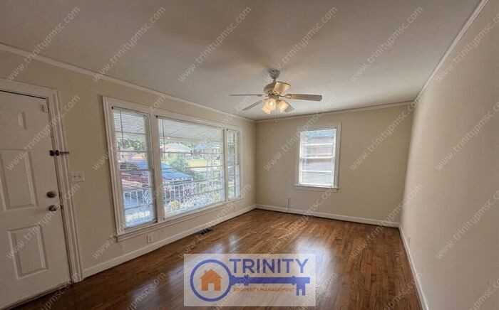 23 Crestmore Dr - Photo 5 of 15