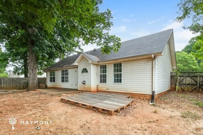630 Fieldcrest Dr - Photo 3 of 3