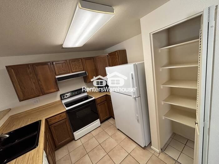2126 N Villas Ln - Photo 6 of 23