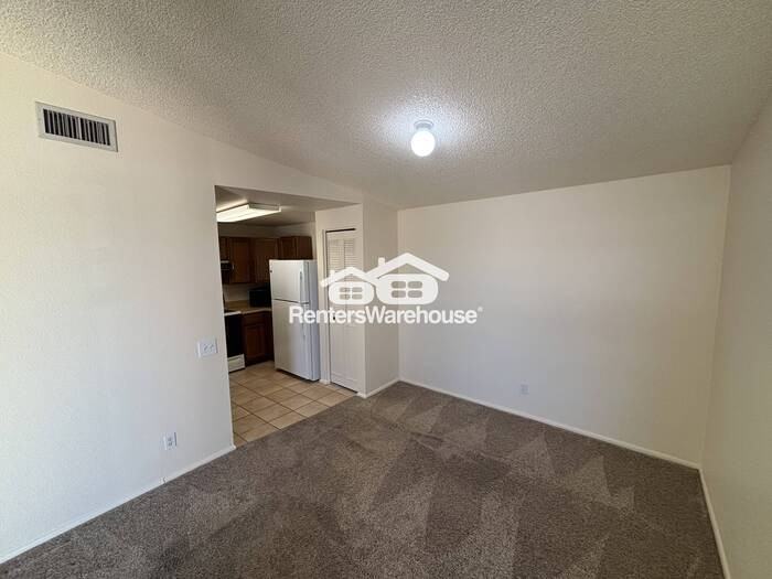 2126 N Villas Ln - Photo 7 of 23