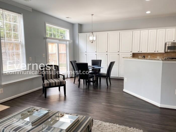 8353 Middle Ruddings Dr - Photo 7 of 37