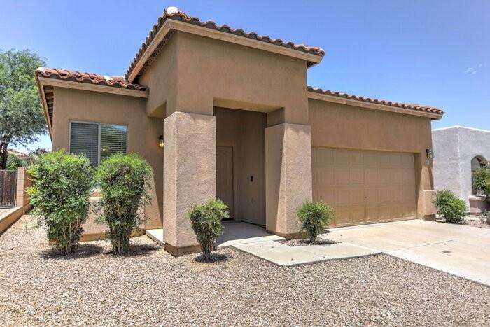 335 E Calle Nacrita - Photo 3 of 33