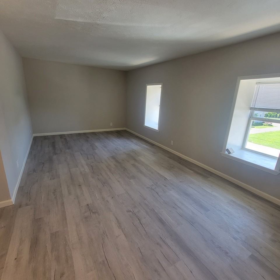 103 White St #4 - Photo 3 of 14