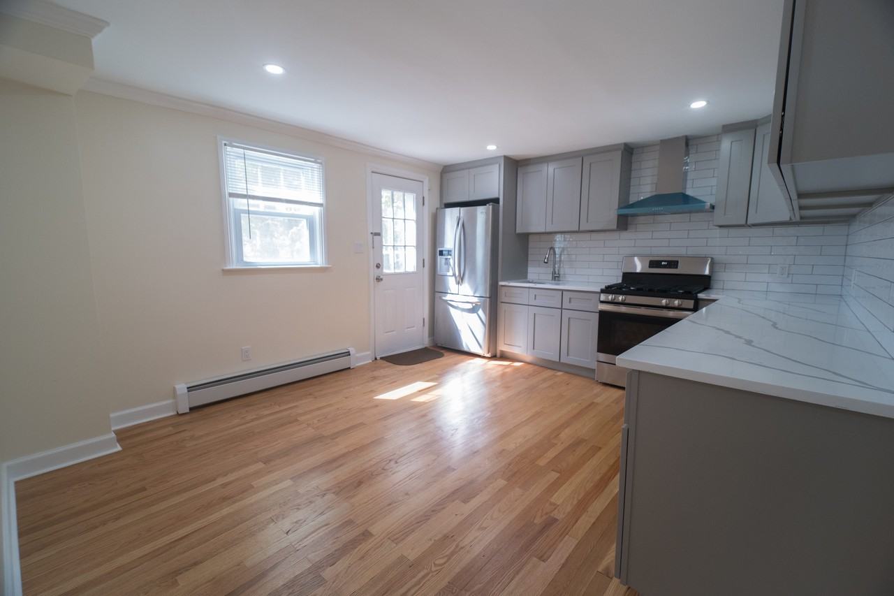 113 Clark St #NA - Photo 3 of 20