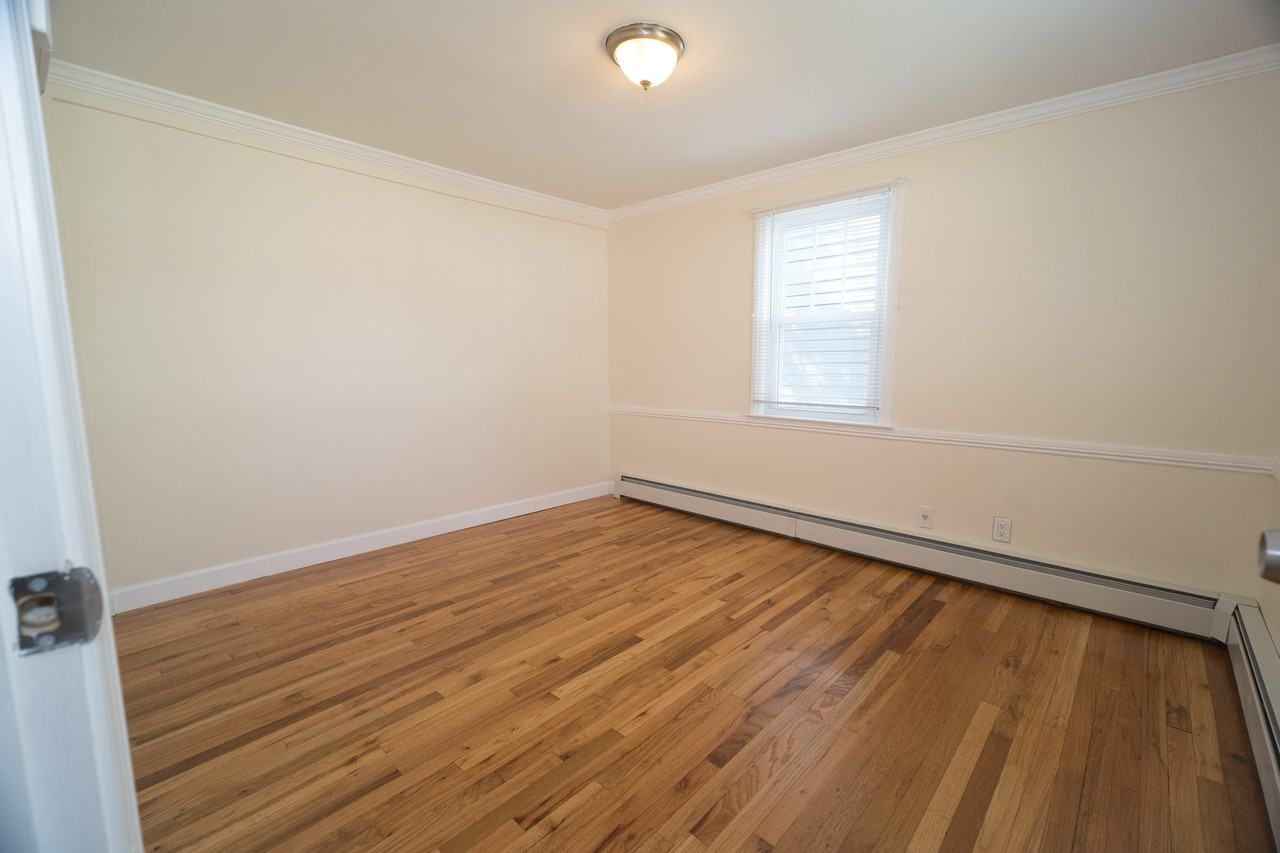 113 Clark St #NA - Photo 6 of 20