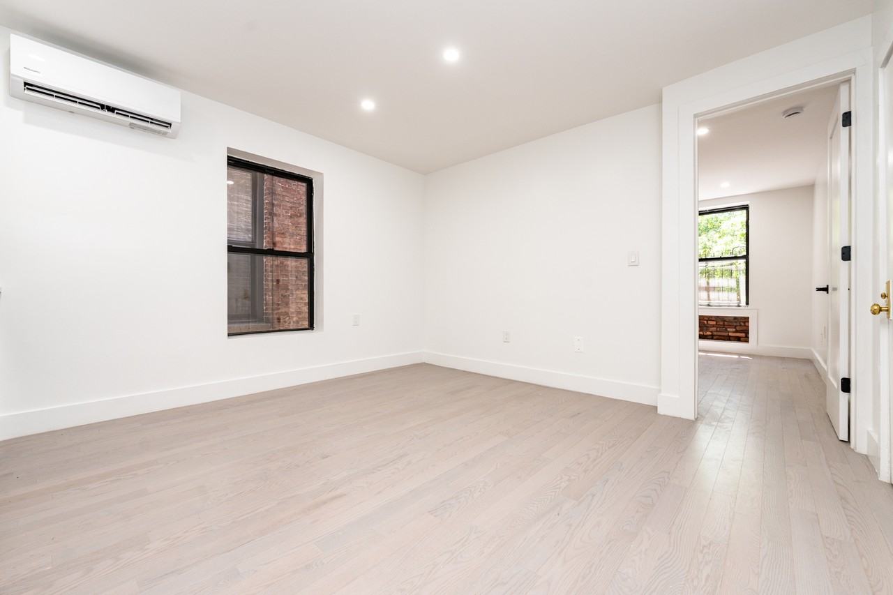 53 Clifton Pl #3 - Photo 7 of 17