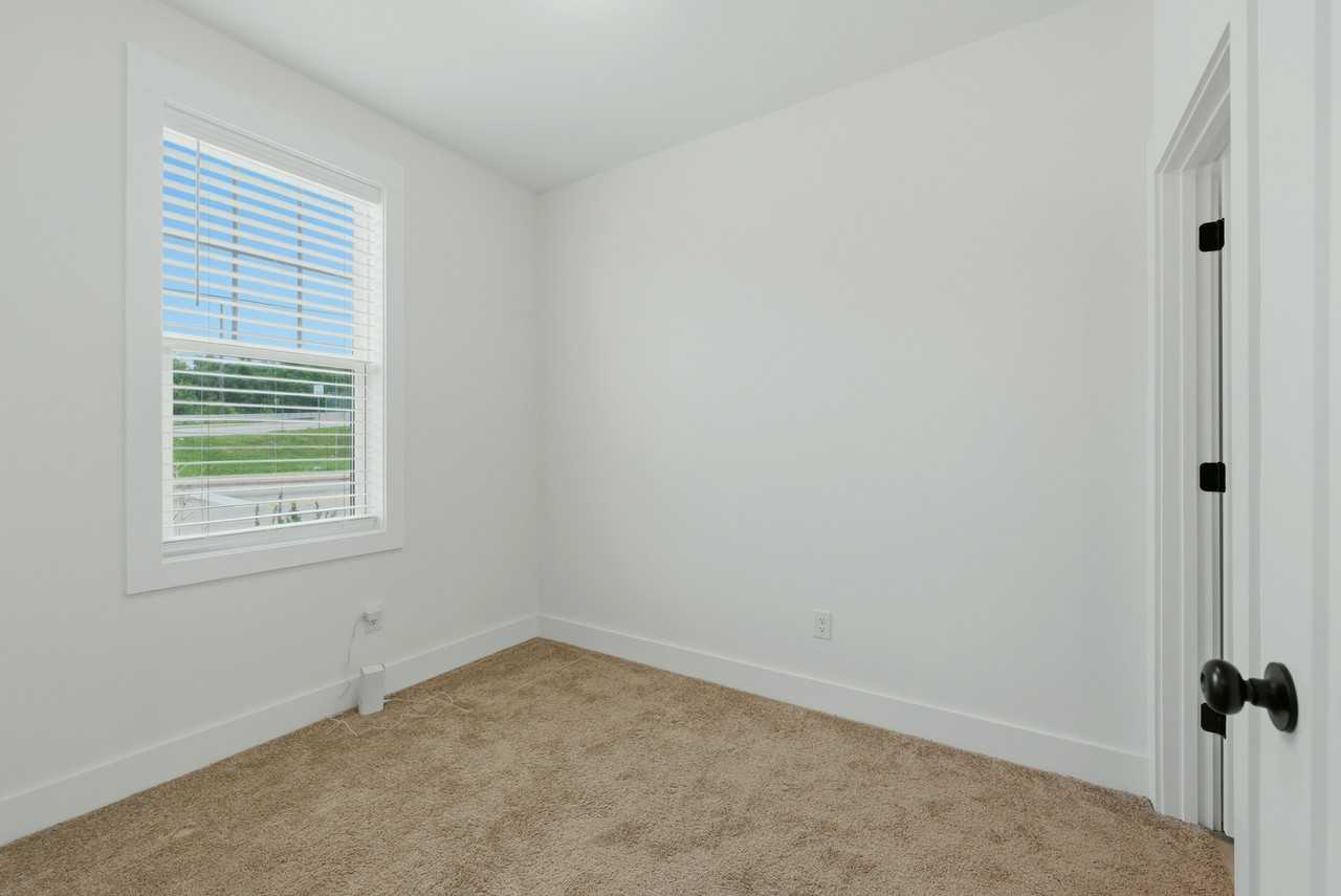 104 Mission Way Se #104 - Photo 5 of 41