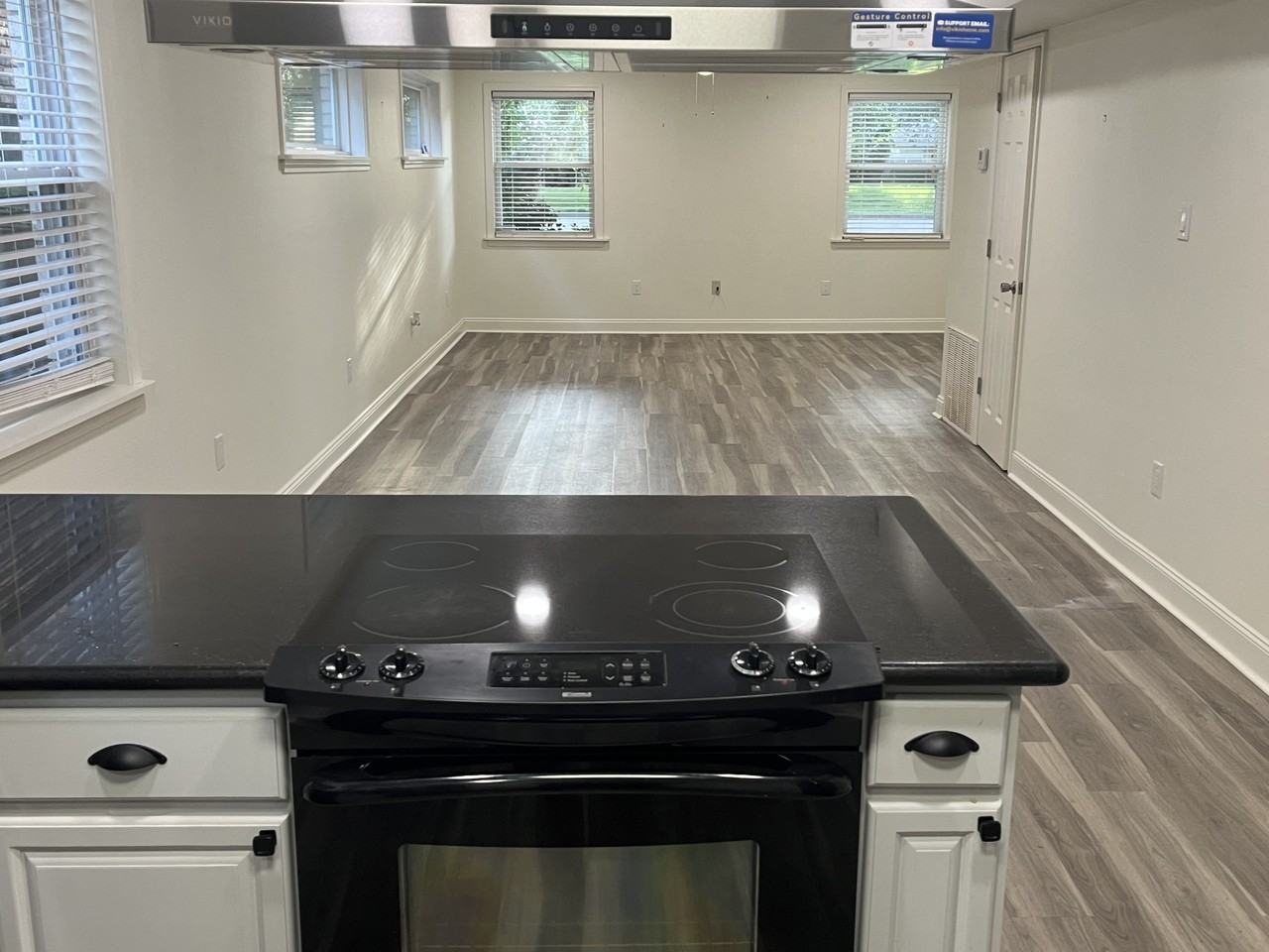 6341 Canal Blvd - Photo 3 of 13