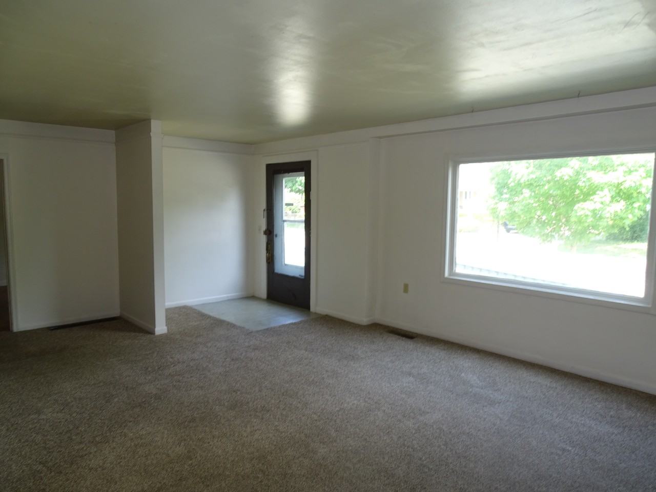 805 College Ave #1 - Photo 2 of 15