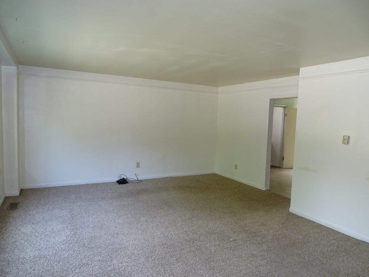 805 College Ave #1 - Photo 3 of 15