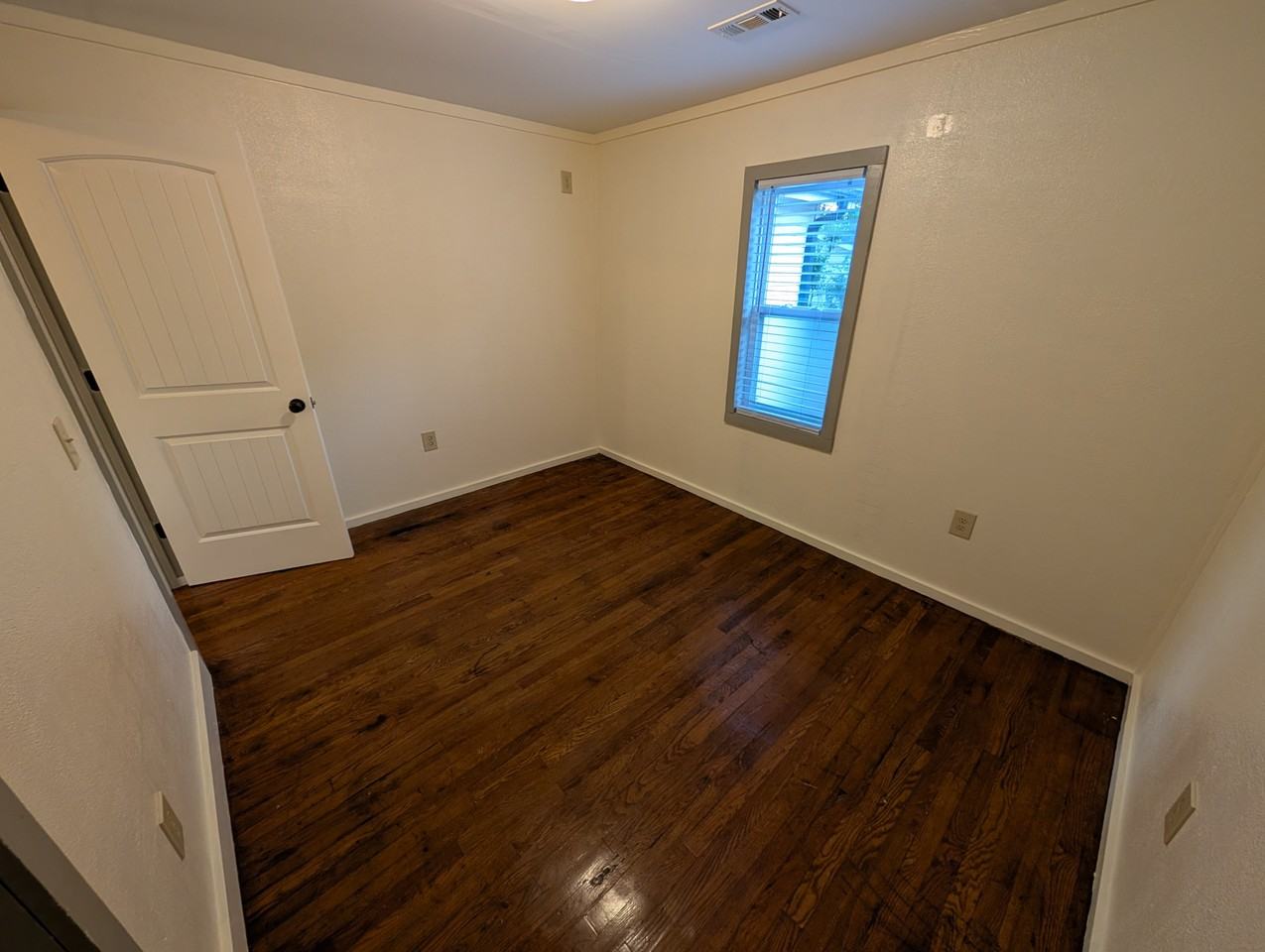 1318 W Huntsville Ave #NA - Photo 7 of 20
