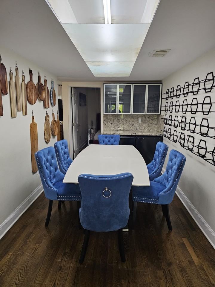 747 Lenox Ave #2 - Photo 4 of 18