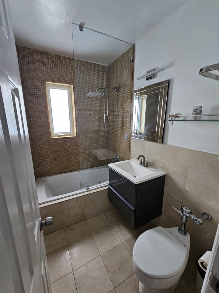 747 Lenox Ave #2 - Photo 5 of 18