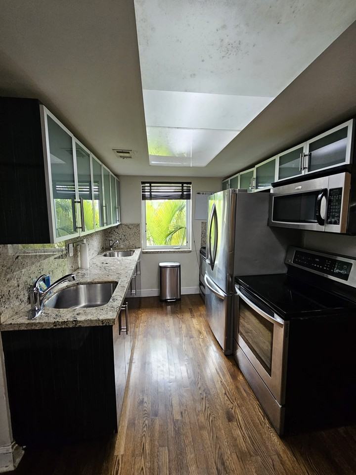 747 Lenox Ave #2 - Photo 6 of 18