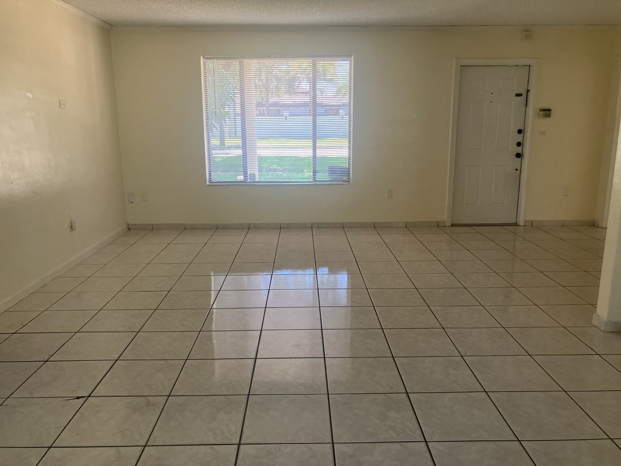 6325 Miami Lakeway S #NA - Photo 6 of 19