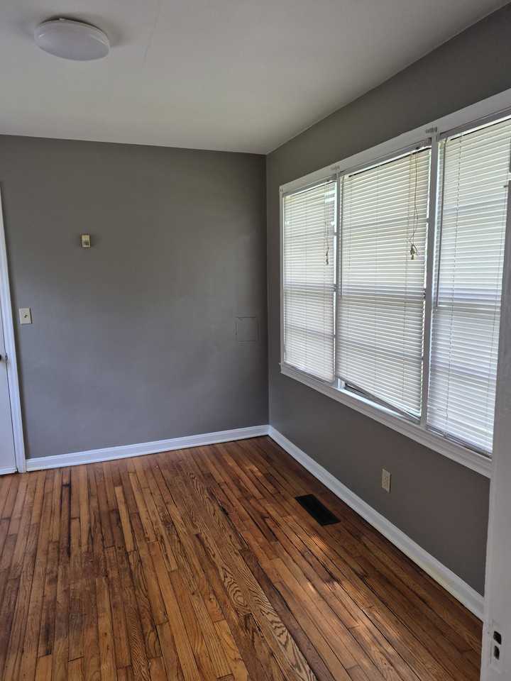 404 Murat St #NA - Photo 7 of 18