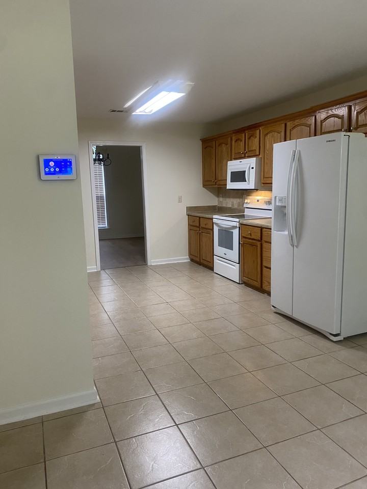 233 Grove Ln #NA - Photo 4 of 12