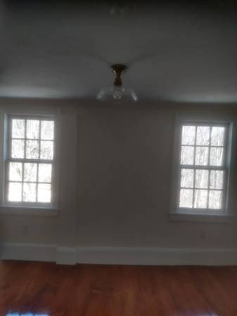 374 Ashby Rd #NA - Photo 5 of 9