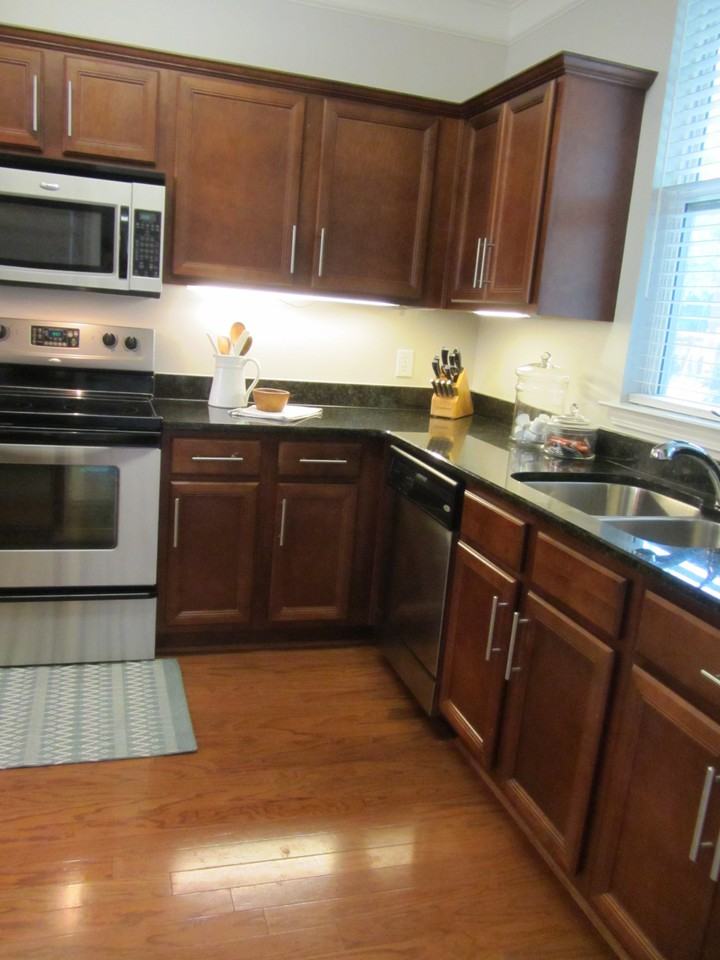 2318 Knowles Ave #NA - Photo 3 of 10
