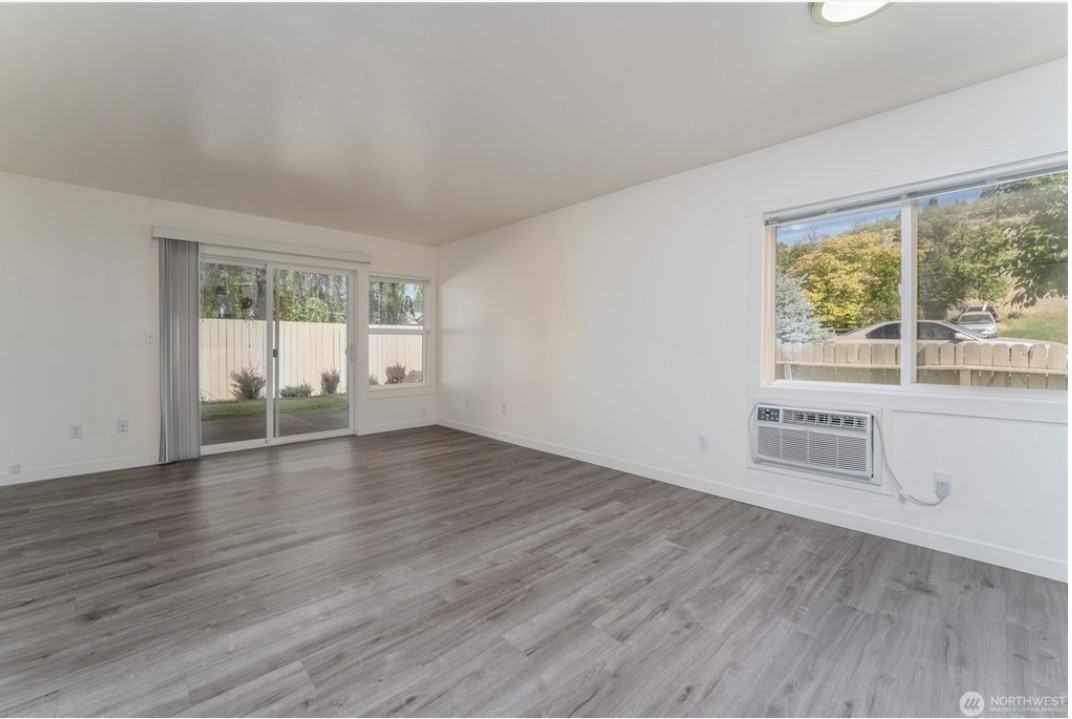 303 W Highland Ave #A - Photo 2 of 7