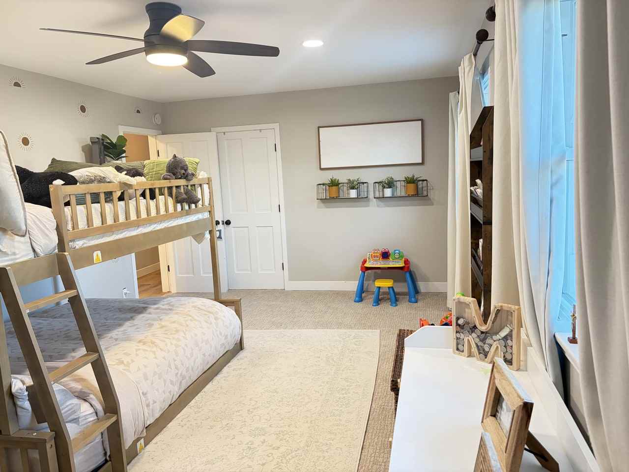3427 N Twin Oaks Valley Rd #NA - Photo 5 of 20