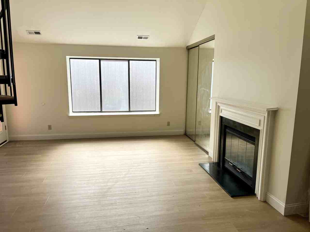 2700 Sussex Ct - Photo 2 of 17