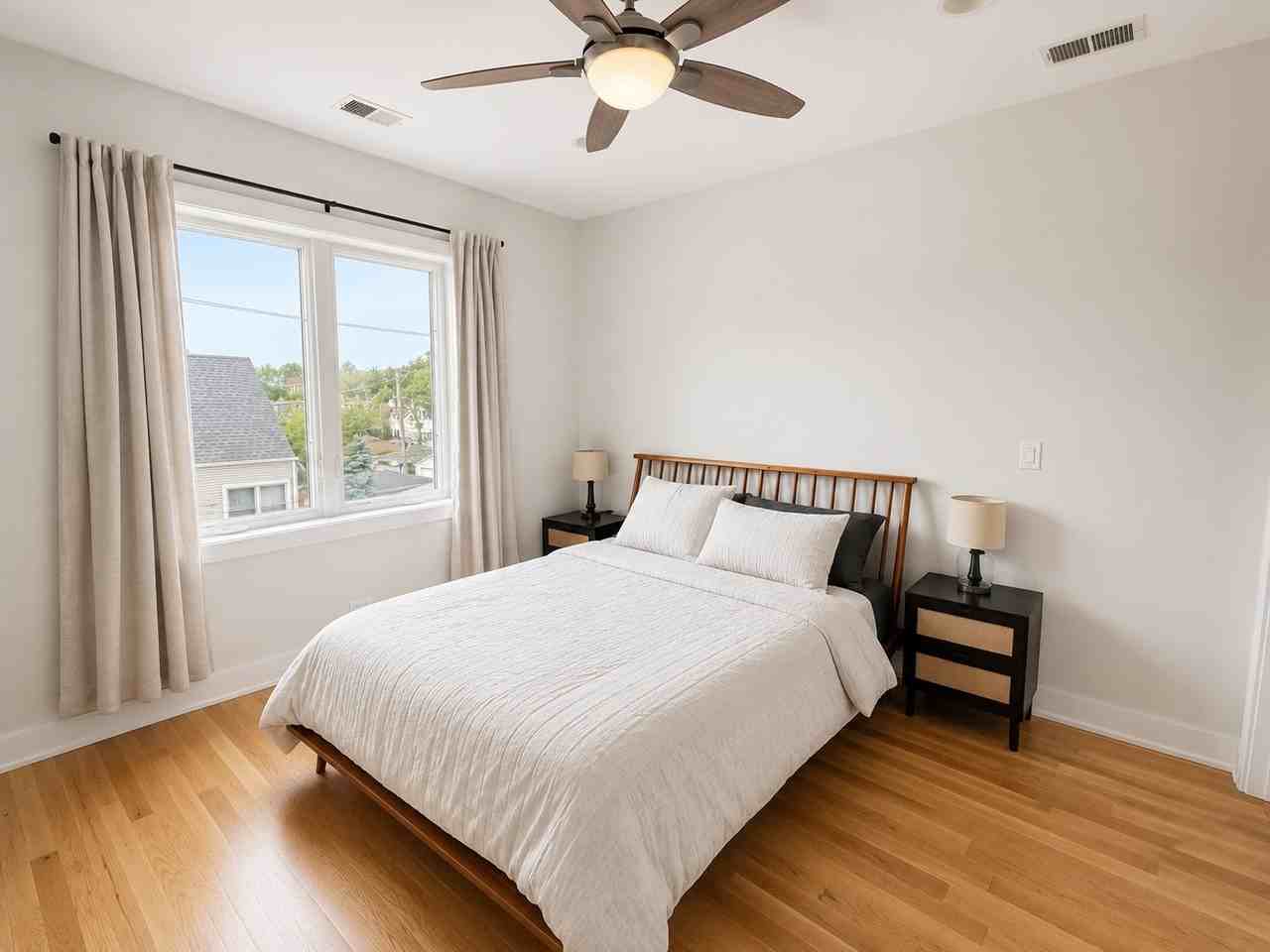 3203 N Ridgeway Ave #3C - Photo 3 of 12