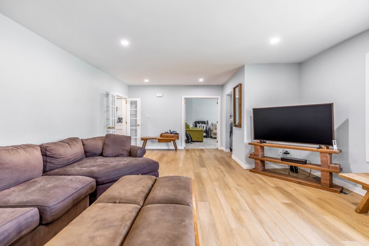 5 Emo Avenue - Photo 4 of 23