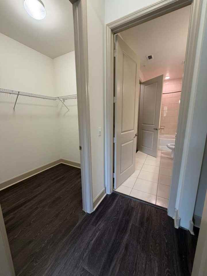 8902 blvd doral #402 - Photo 6 of 8