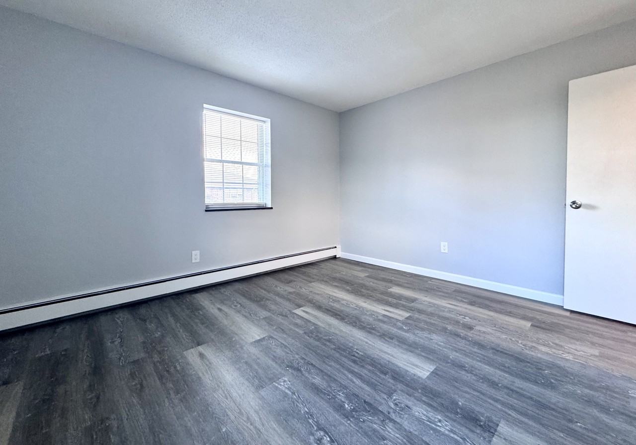 128 North St #10 - Photo 6 of 12