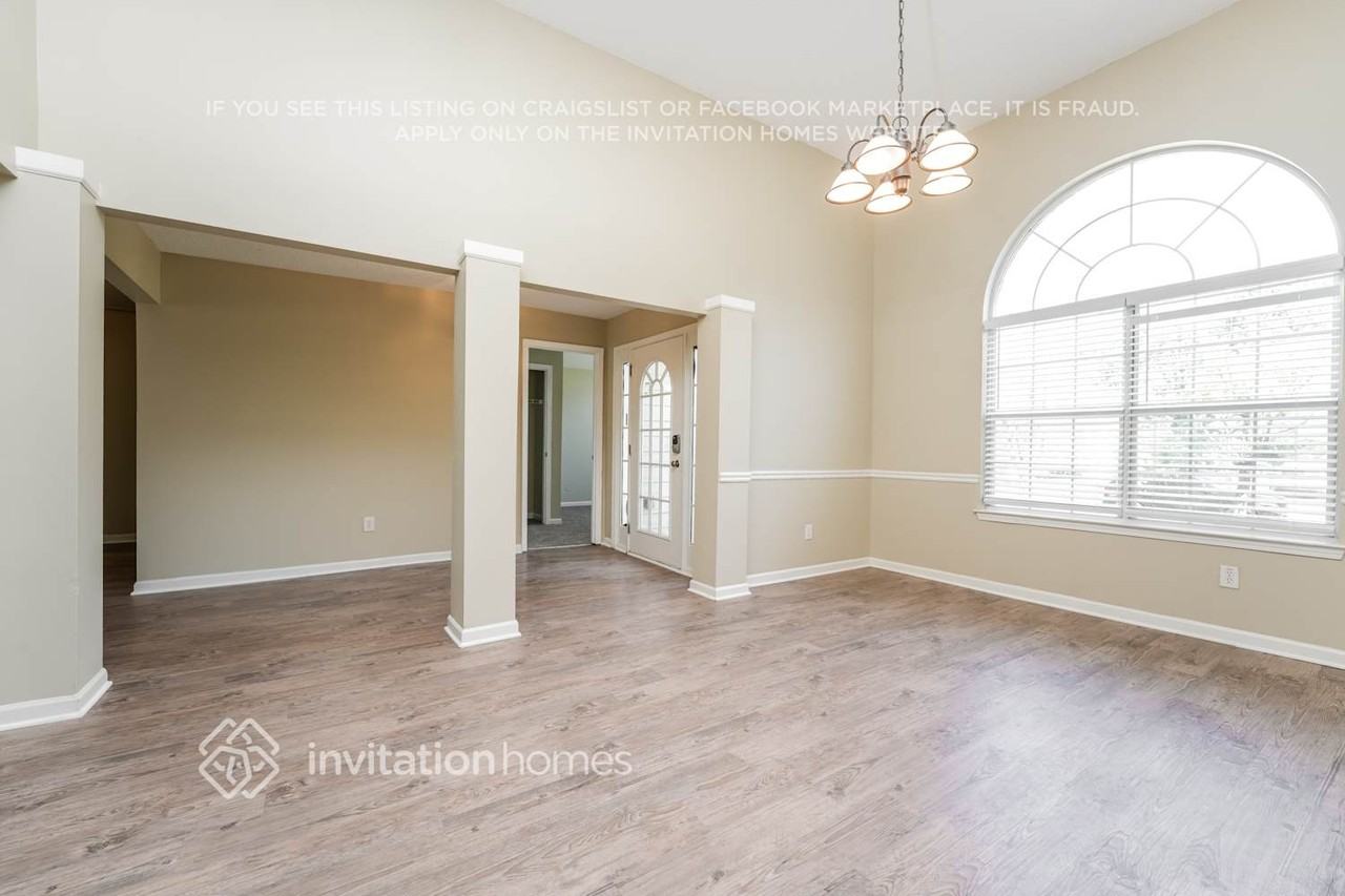 4623 Galleon Xing - Photo 5 of 17