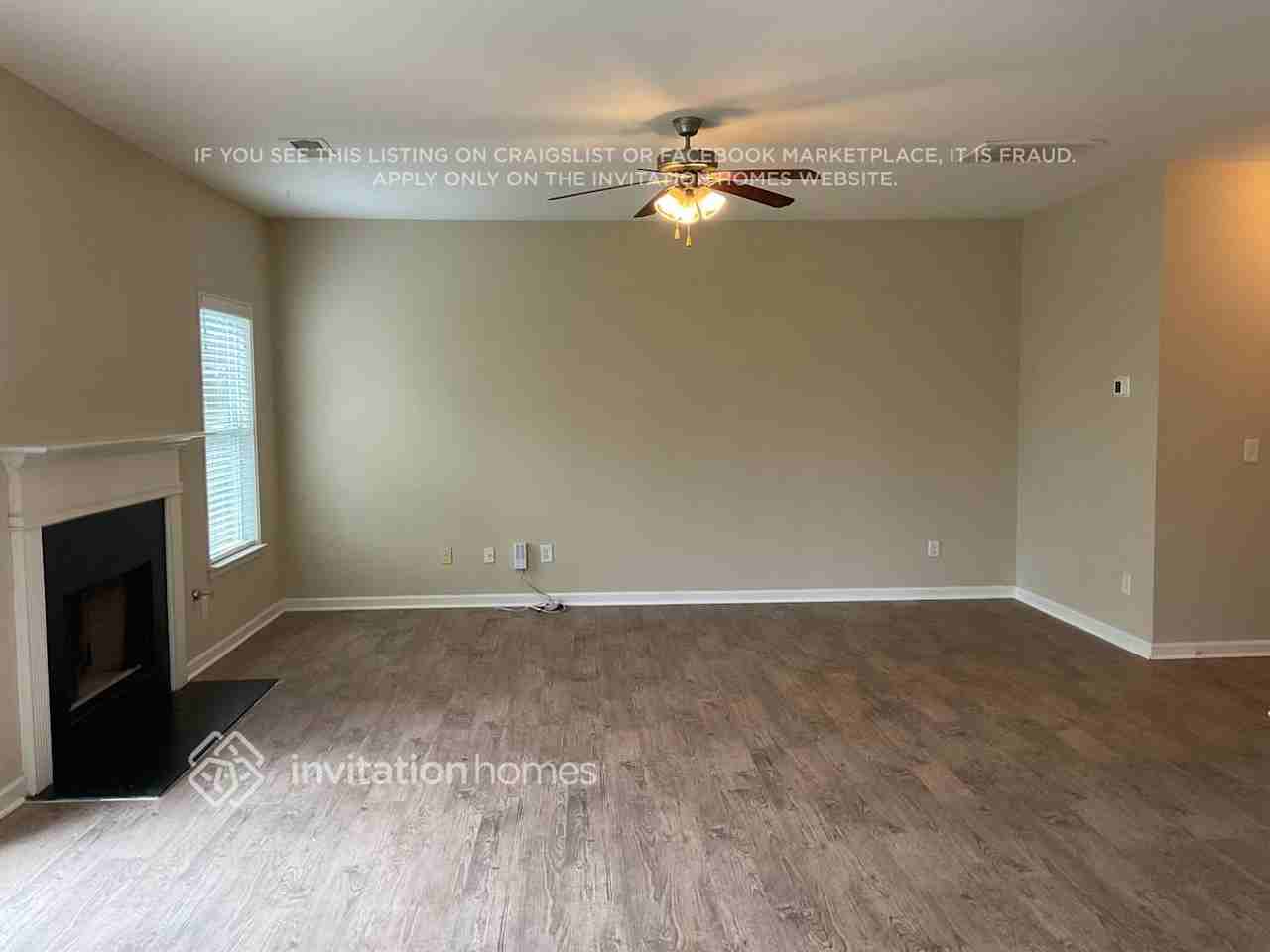 4015 Pointe Vecchio Cir - Photo 2 of 14