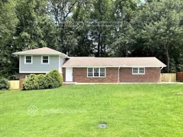 featured image of 1634 E Lake Dr