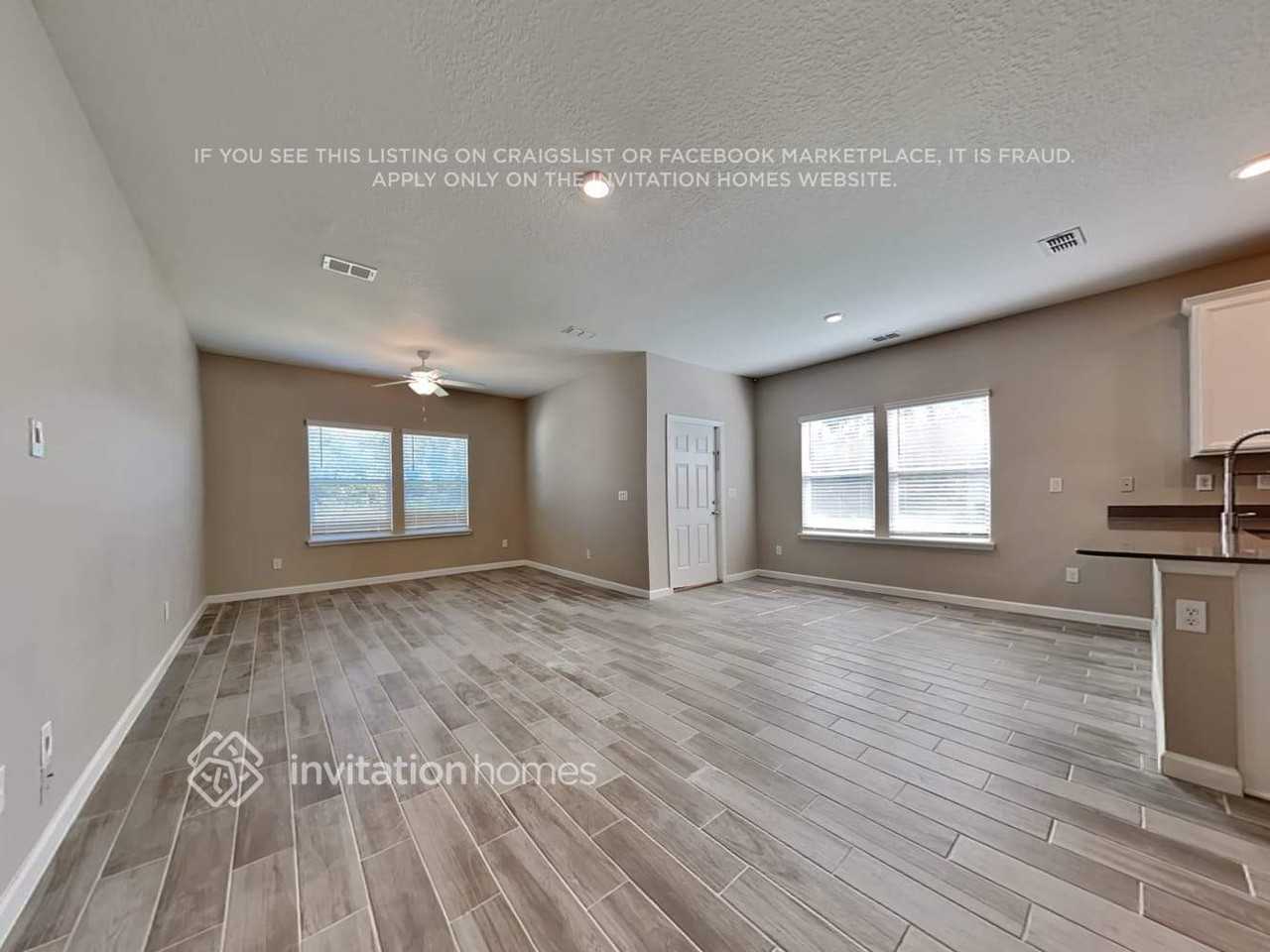 1321 Coastal Meadow Trl - Photo 4 of 23